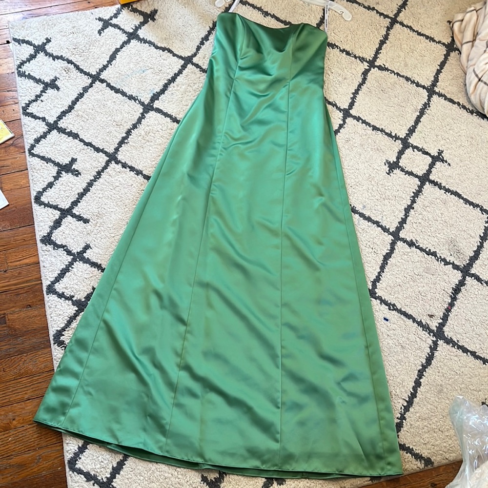 David’s Bridal Size 4 Bridesmaids Gown